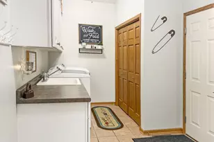 912 Superior Dr, Northfield, MN 55057 - Photo 16