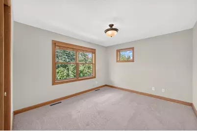 11224 Halstead Trail, Woodbury, MN 55129 - Photo 24