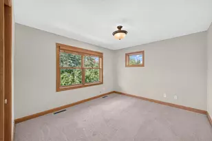 11224 Halstead Trail, Woodbury, MN 55129 - Photo 24