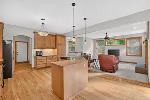 11224 Halstead Trail, Woodbury, MN 55129 - Photo 10