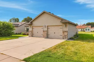4122 Dublin Dr, Saint Cloud, MN 56301 - Photo 26