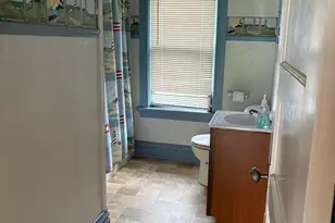 1117 E 10th St, Duluth, MN 55805 - Photo 14