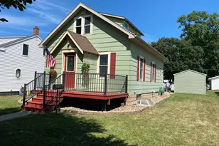 810 N 6th St, Montevideo, MN 56265 - Photo 1