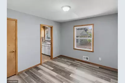 3912 61st Avenue N, Brooklyn Center, MN 55429 - Photo 4