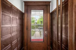 1122 Ashland Ave, Saint Paul, MN 55104 - Photo 10