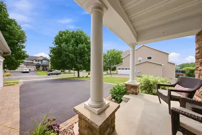 8837 196th Street W, Lakeville, MN 55044 - Photo 2