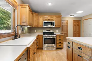1300 26th St SW, Austin, MN 55912 - Photo 28