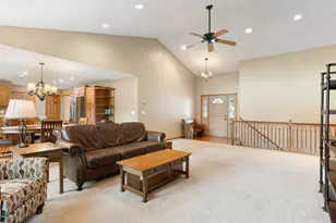 1300 26th St SW, Austin, MN 55912 - Photo 16