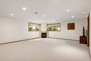 1300 26th St SW, Austin, MN 55912 - Photo 42
