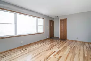 602 Moundsview Ave, Roseville, MN 55113 - Photo 2
