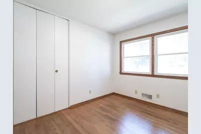 602 Moundsview Avenue, Roseville, MN 55113 - Photo 6
