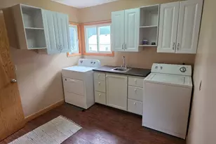 107 Park Ave E, Hollandale, MN 56045 - Photo 28