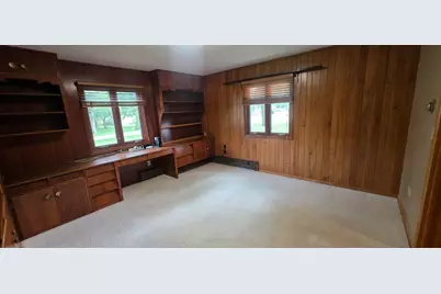 107 Park Avenue E, Hollandale, MN 56045 - Photo 36