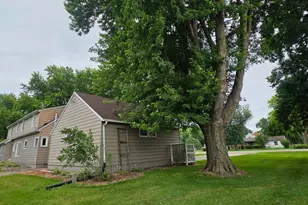 107 Park Ave E, Hollandale, MN 56045 - Photo 8