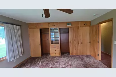 107 Park Avenue E, Hollandale, MN 56045 - Photo 42
