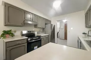 1977 Gold Trail, Eagan, MN 55122 - Photo 12