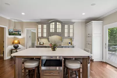 475 Highcroft Road, Wayzata, MN 55391 - Photo 8