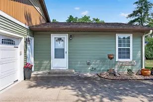 1623 Hwy 96 E, White Bear Lake, MN 55110 - Photo 4
