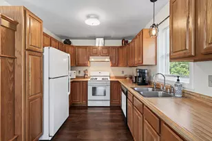 1623 Hwy 96 E, White Bear Lake, MN 55110 - Photo 12