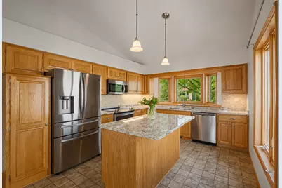 14313 Savanna Oaks Drive, Savage, MN 55378 - Photo 2