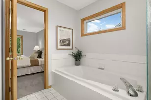 5715 Pond Dr, Shoreview, MN 55126 - Photo 24