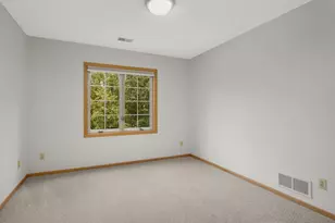 5715 Pond Dr, Shoreview, MN 55126 - Photo 26