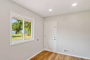 10909 Oak Knoll Terrace S, Minnetonka, MN 55305 - Photo 10