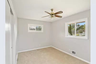 10909 Oak Knoll Terrace S, Minnetonka, MN 55305 - Photo 14