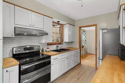 2135 Pinehurst Avenue, Saint Paul, MN 55116 - Photo 14