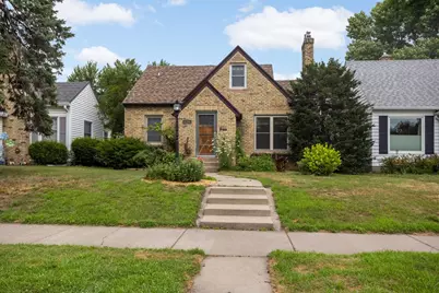 2135 Pinehurst Avenue, Saint Paul, MN 55116 - Photo 1