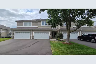 4989 Archer Lane N, Plymouth, MN 55446 - Photo 2