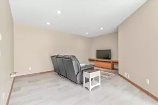 35475 Palisade Dr NE, Cambridge, MN 55008 - Photo 38