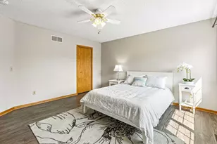 15321 Greenhaven Ln, Burnsville, MN 55306 - Photo 20