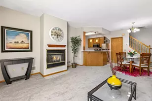 15321 Greenhaven Ln, Burnsville, MN 55306 - Photo 10