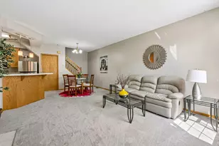 15321 Greenhaven Ln, Burnsville, MN 55306 - Photo 6