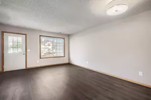 14660 Evergreen Trail, Apple Valley, MN 55124 - Photo 4
