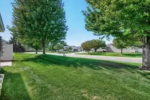 14660 Evergreen Trail, Apple Valley, MN 55124 - Photo 24