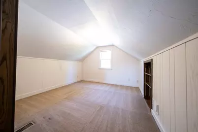 8241 Wentworth Avenue S, Bloomington, MN 55420 - Photo 20