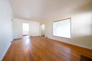 8241 Wentworth Ave S, Bloomington, MN 55420 - Photo 8