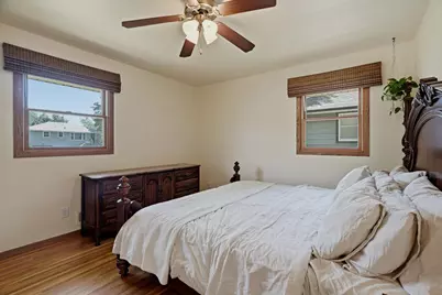 340 Greenway Avenue N, Oakdale, MN 55128 - Photo 18
