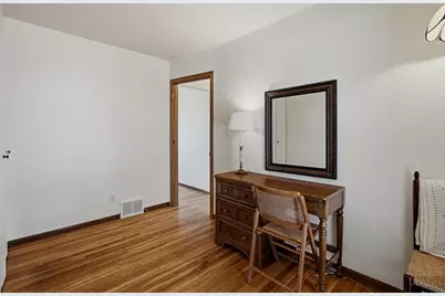 340 Greenway Avenue N, Oakdale, MN 55128 - Photo 16