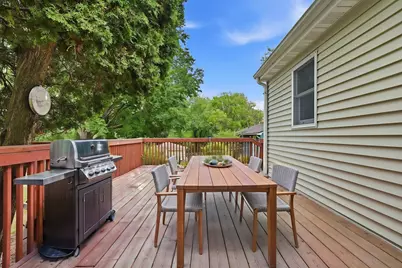 563 Shryer Avenue W, Roseville, MN 55113 - Photo 28
