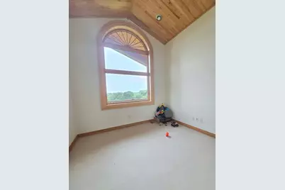23671 County Road 37, Saint Charles, MN 55972 - Photo 8