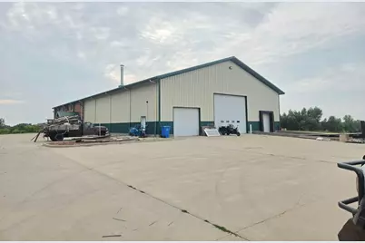 23671 County Road 37, Saint Charles, MN 55972 - Photo 2