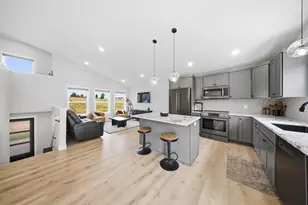 2578 Meadows Dr, River Falls, WI 54022 - Photo 2
