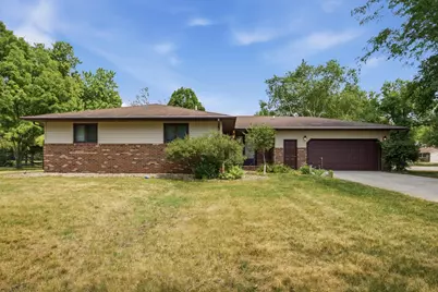 306 37th Avenue S, Moorhead, MN 56560 - Photo 1