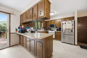 306 37 Ave S, Moorhead, MN 56560 - Photo 8