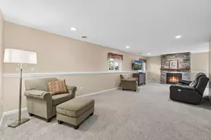 9039 Vickors Crossing, Brooklyn Park, MN 55443 - Photo 22