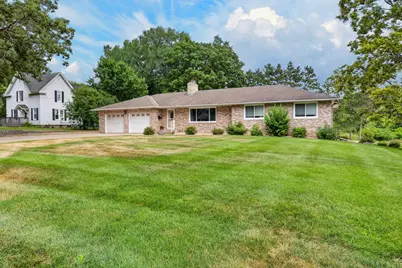 504 4th Avenue S, Princeton, MN 55371 - Photo 2