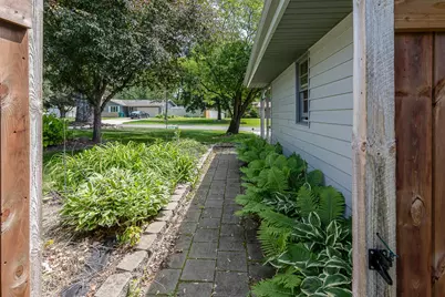 2145 Zealand Avenue N, Golden Valley, MN 55427 - Photo 28